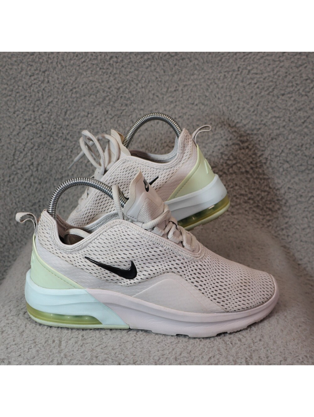 Nike Air Max Motion 2 Vast Grey Teal Women Sz 7 CI6518-001